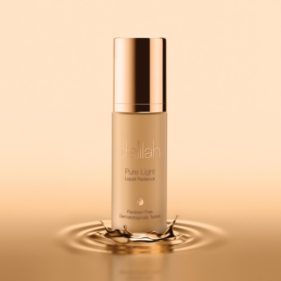 delilah PURE LIGHT LIQUID RADIANCE švytėjimo suteikianti priemonė